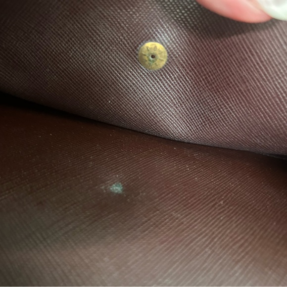 Louis Vuitton Mini Lin International Wallet – Grenat Monogram Canvas - Picture 11 of 15